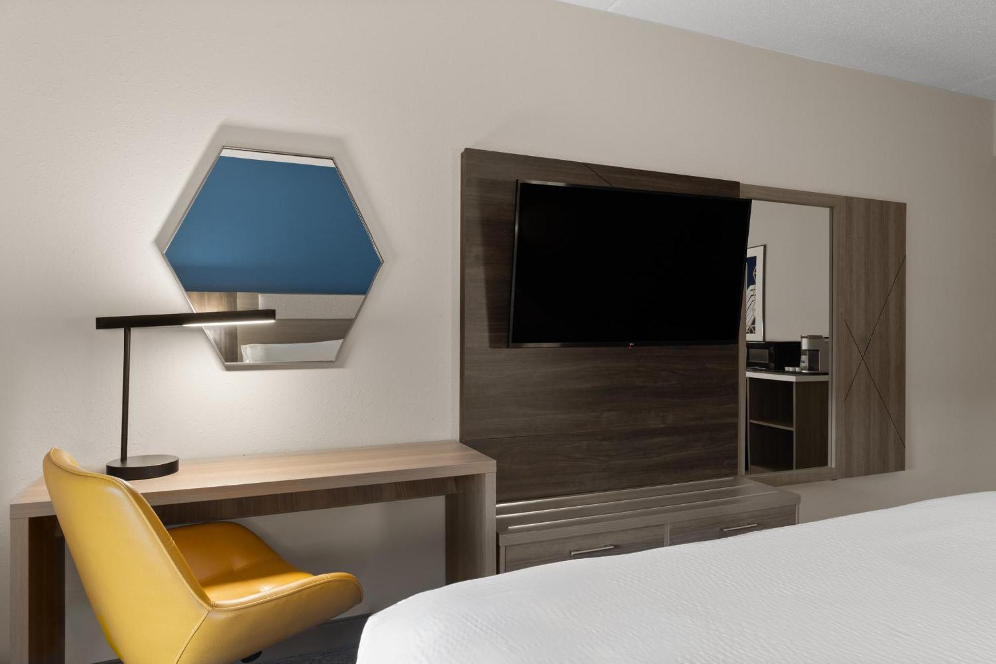 Holiday Inn Express Danbury I-84, An Ihg Hotel Ngoại thất bức ảnh